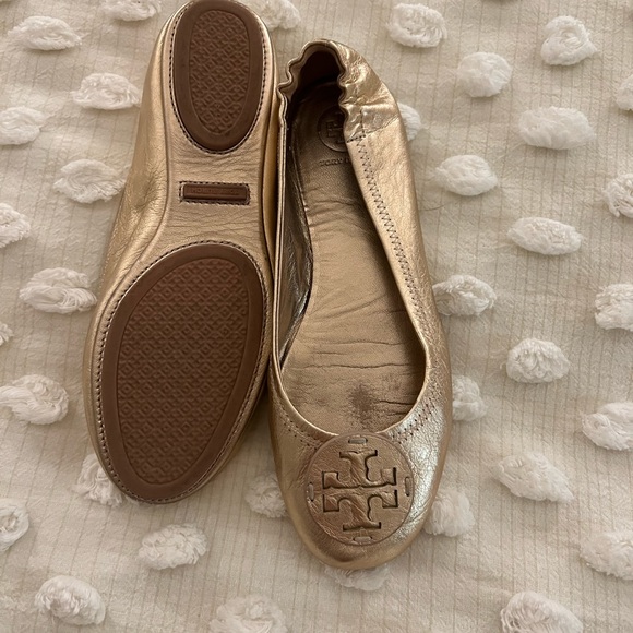 Tory Burch Minnie Travel Flat - Gold - 6.5 - Picture 5 of 6